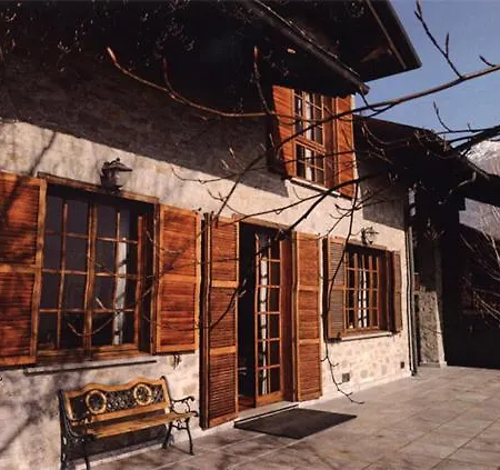 Bed & Breakfast A Midi Aosta